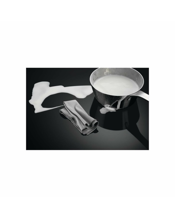 Piano Cottura ad Induzione Electrolux TCH74B01FB 71 cm 3200 W 7350 W Piano Cottura ad Induzione Electrolux TCH74B01FB 71 cm 3200 W 7350 W