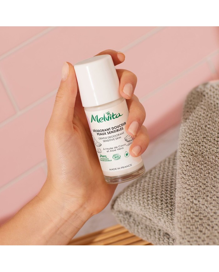 Deodorante Roll-on Melvita Los Esenciales De Higiene 50 ml Pelle sensibile Deodorante Roll-on Melvita Los Esenciales De Higiene 50 ml Pelle sensibile