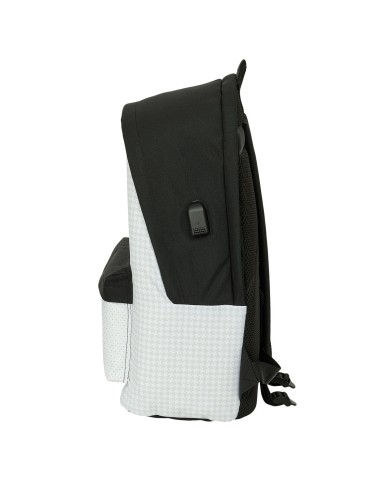 Zaino per Portatile Real Madrid C.F. 24/25 Bianco Grigio 31 x 44 x 18 cm 15,6" Zaino per Portatile Real Madrid C.F. 24/25 Bianco Grigio 31 x 44 x 18 cm 15,6"