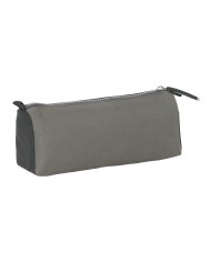 Necessaire Real Madrid C.F. Grigio 21 x 8 x 7 cm Necessaire Real Madrid C.F. Grigio 21 x 8 x 7 cm