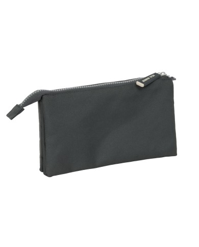 Necessaire Real Madrid C.F. Grigio 22 x 12 x 3 cm Necessaire Real Madrid C.F. Grigio 22 x 12 x 3 cm