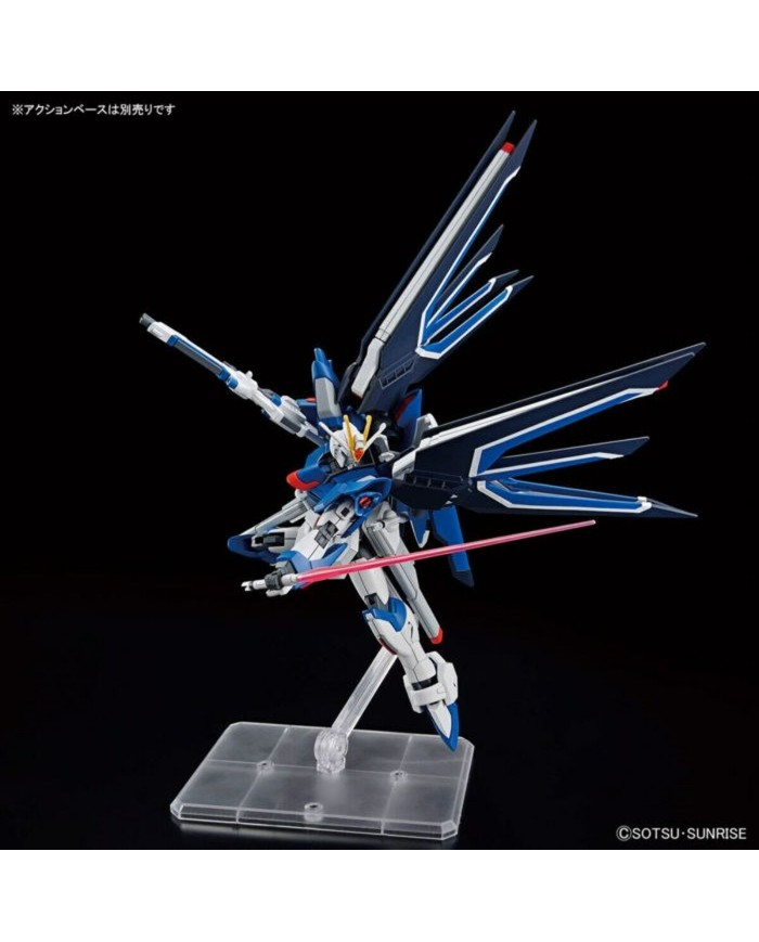 Personaggi d'Azione Bandai RISING FREEDOM GUNDAM Personaggi d'Azione Bandai RISING FREEDOM GUNDAM