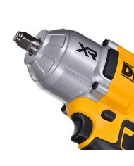 Chiave ad impatto Dewalt DCF900NT-XJ 760 W 18 V 1396 Nm