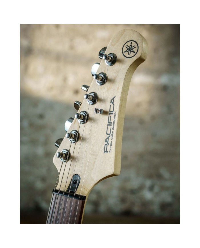 Chitarra elettrica YAMAHA GPA112JBLII