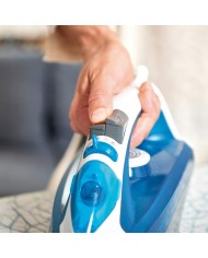 Ferro da Stiro a Vapore Black & Decker 2200 W (Ricondizionati A) Ferro da Stiro a Vapore Black & Decker 2200 W (Ricondizionati A)